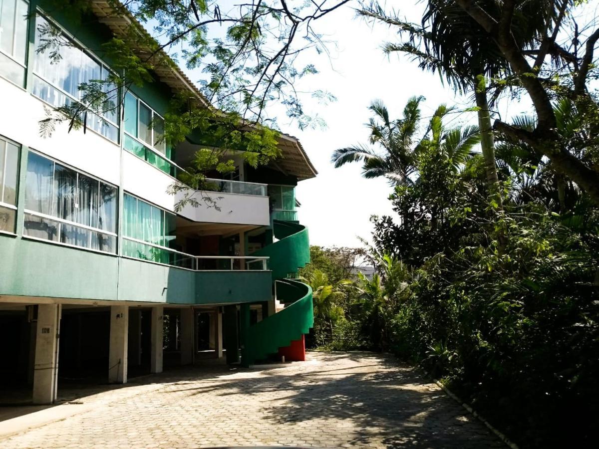 Praia de Bombinhas Res Solar das Bromélias Exterior foto